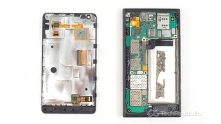 Nokia Lumia 900 Teardown: Cheap Maybe, But Still Very Cheerful